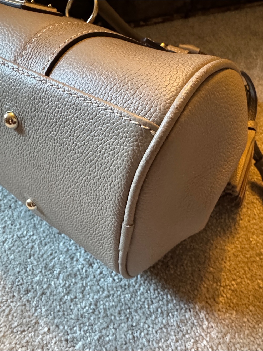 Dooney & Bourke small Sorrento satchel in taupe with strap - Picture 7 of 13